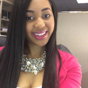 Meet your Posher, Monique